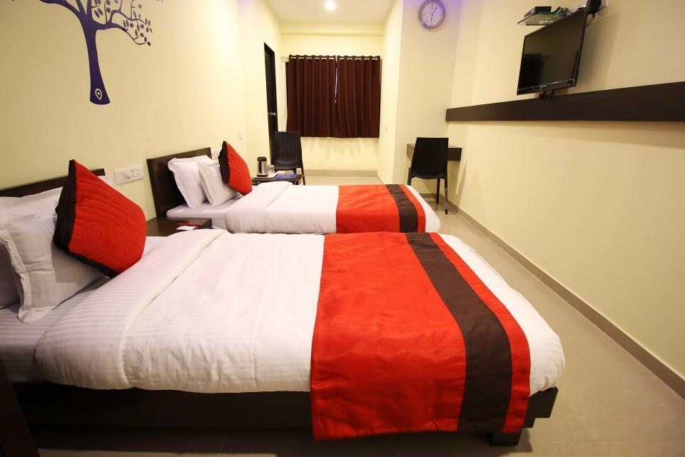 Hotel Ambience Sarkhej Ngoại thất bức ảnh
