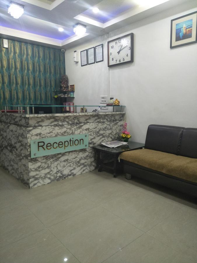 Hotel Ambience Sarkhej Ngoại thất bức ảnh